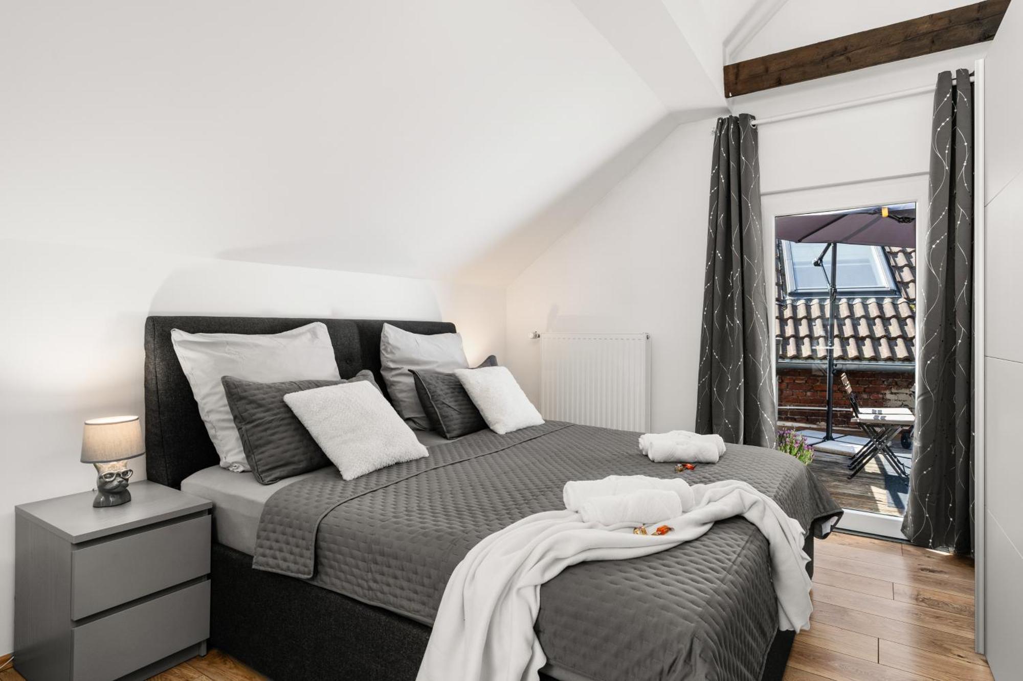 Mola Apartments-Charmante Ferienwohnung Im Herdecke Zentrum Fuer 3 Personen-Grosse Dachterrasse-Grill-Gratis Parken-Wlan Εξωτερικό φωτογραφία